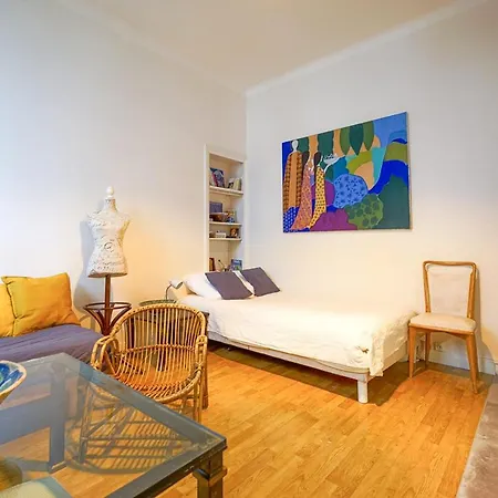 Cosy Studio In The Heart Of Paris